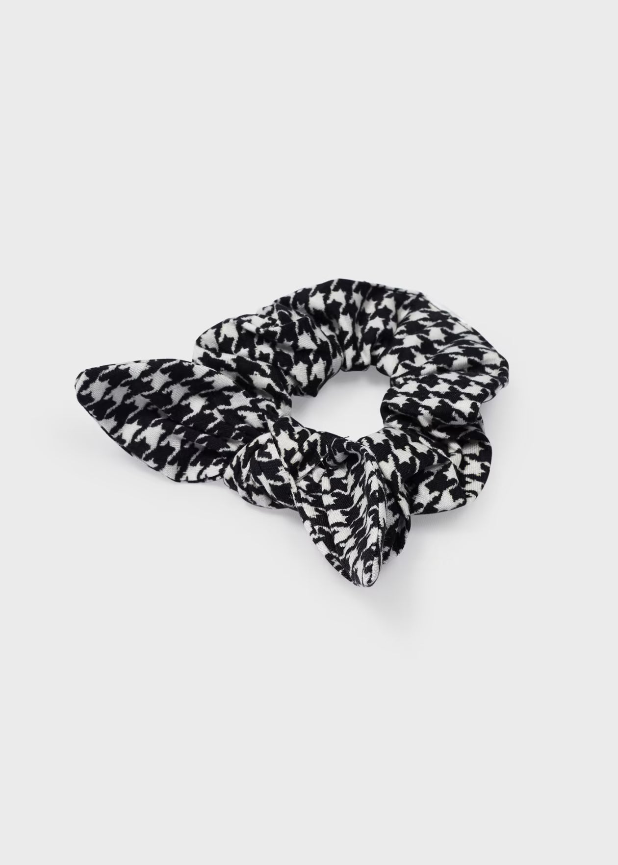 Long Sleeve T-Shirt & Scrunchie | Black