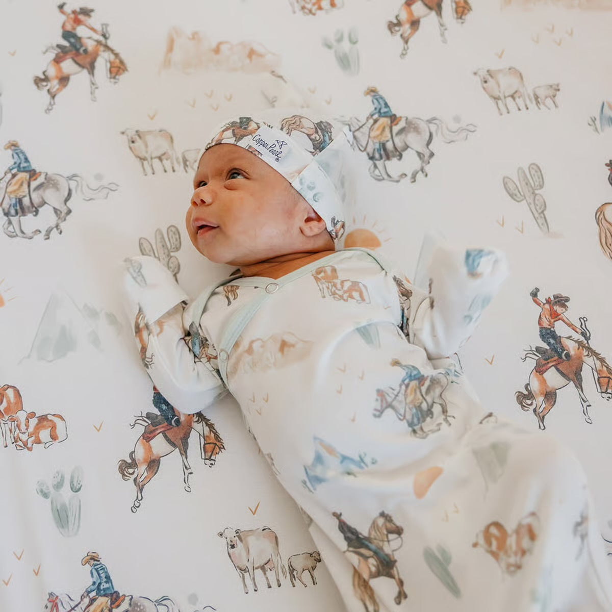 Boone | Newborn Knotted Gown