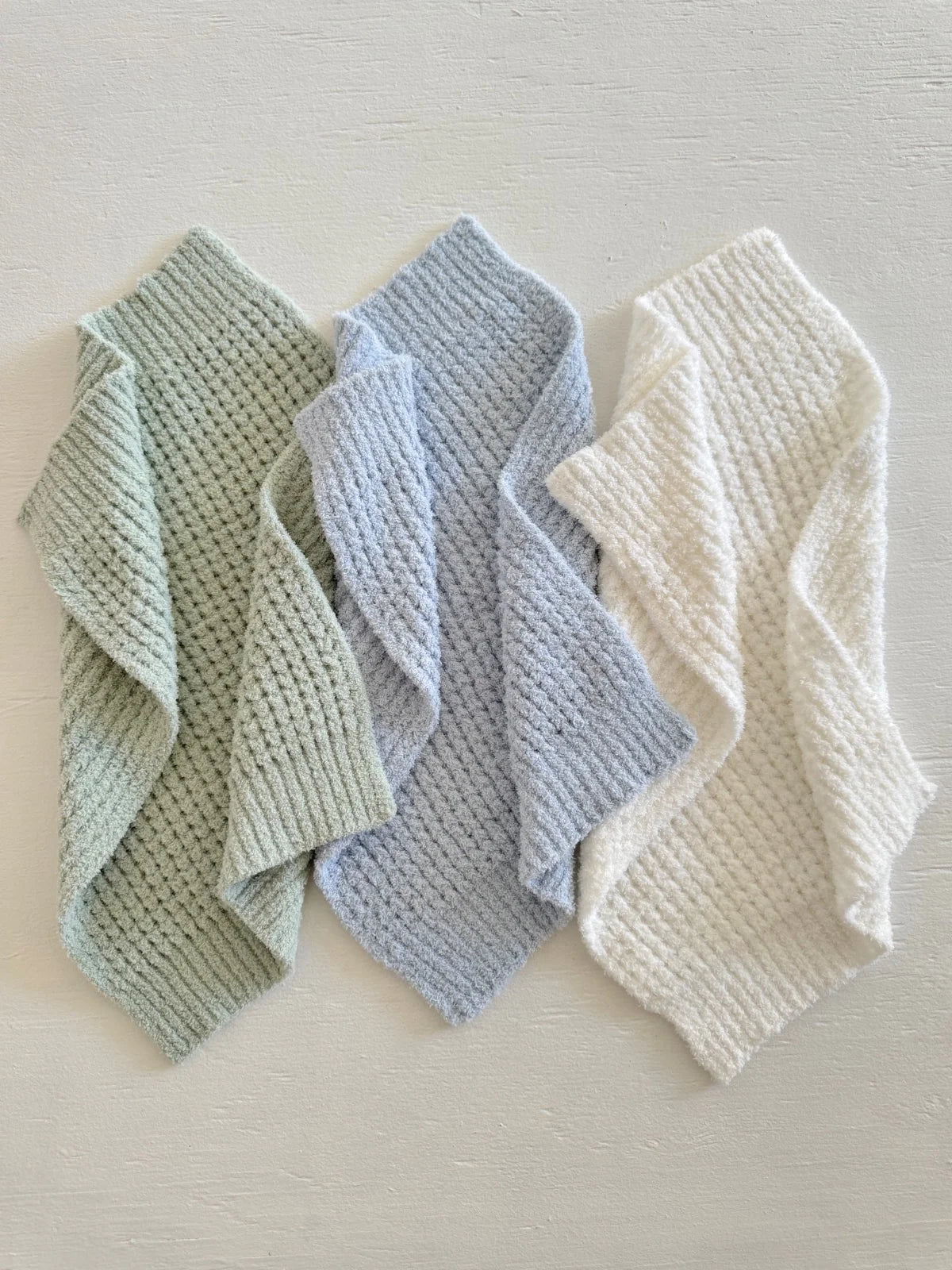 Phufy® Bliss Waffle Mini Blanket | Baby Blue
