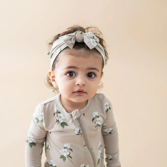 Bow in Small Khaki Magnolia