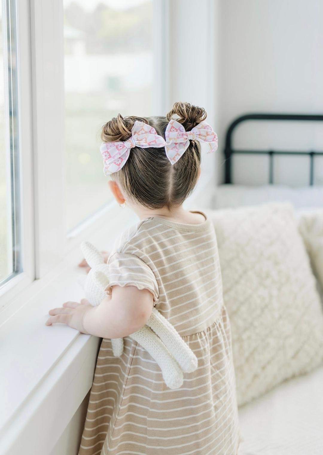 Piggy Knots | Flower Check