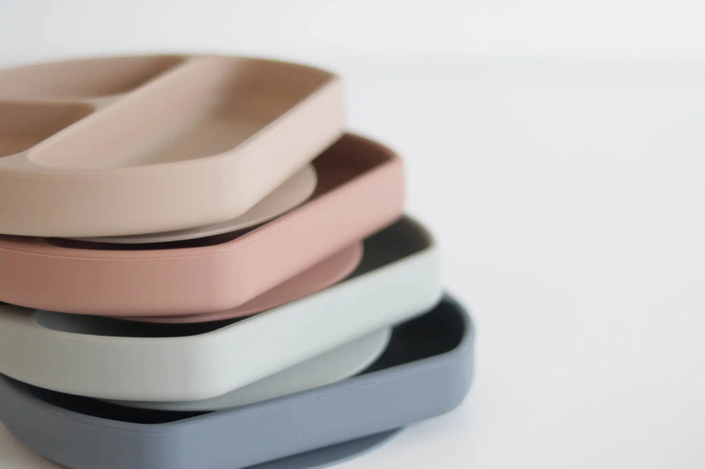 The Saturday Baby Silicone Suction Plate With Lid and Spoon