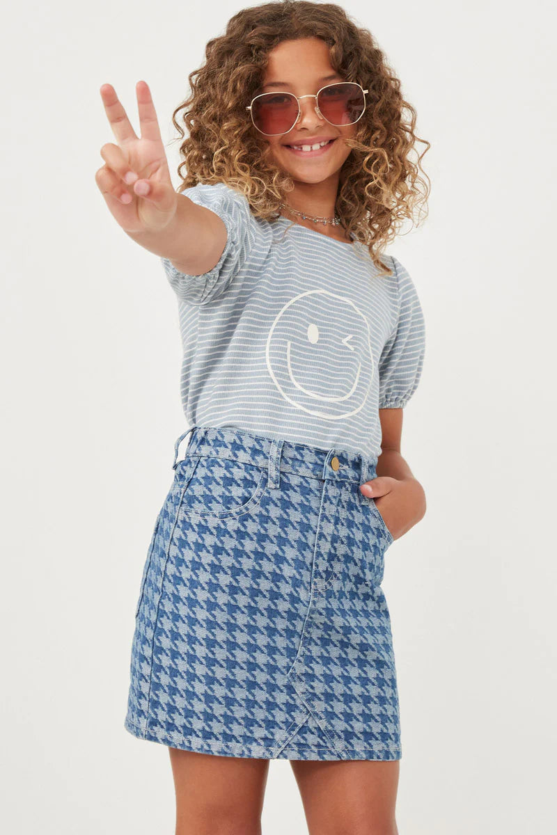 Wink Happy Face Puff Sleeve Top