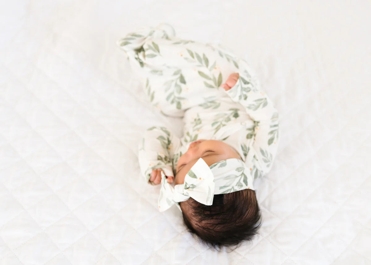 Fern Newborn Knotted Gown