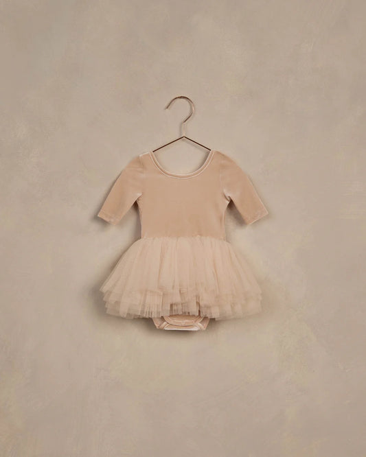 Thea Tutu | Antique