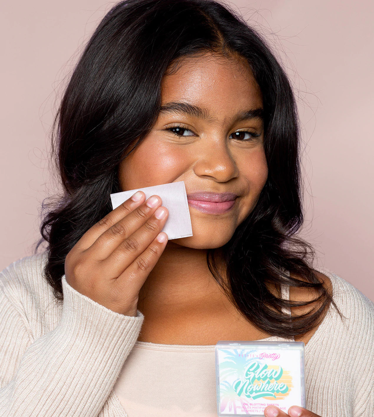 Petite N’ Pretty Glow Nowhere Oil Blotting Sheets